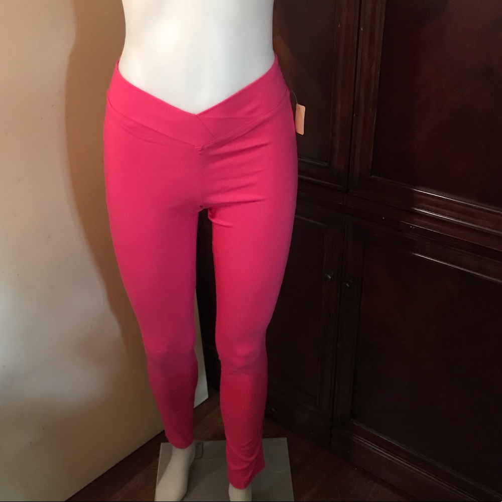 🆕 2B Clothing Pink Low Rise Leggings-Small